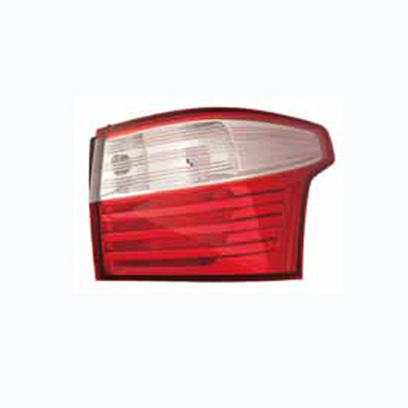 Faro Grand Siena Desde 2013 trasero exterior derecho