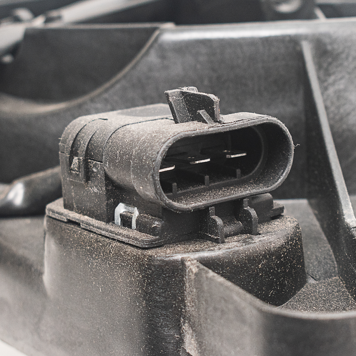 Electroventiladores Corsa Ii 2002-2011 1.8 con Aire con Encauzador EV-481