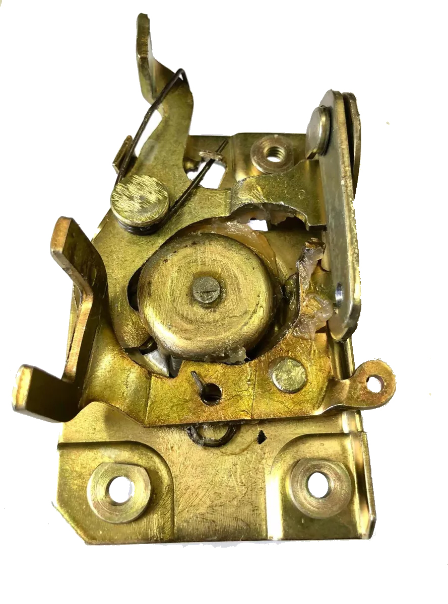 Cerradura de Puerta Pick Up Chev 1967-1973 izquierda