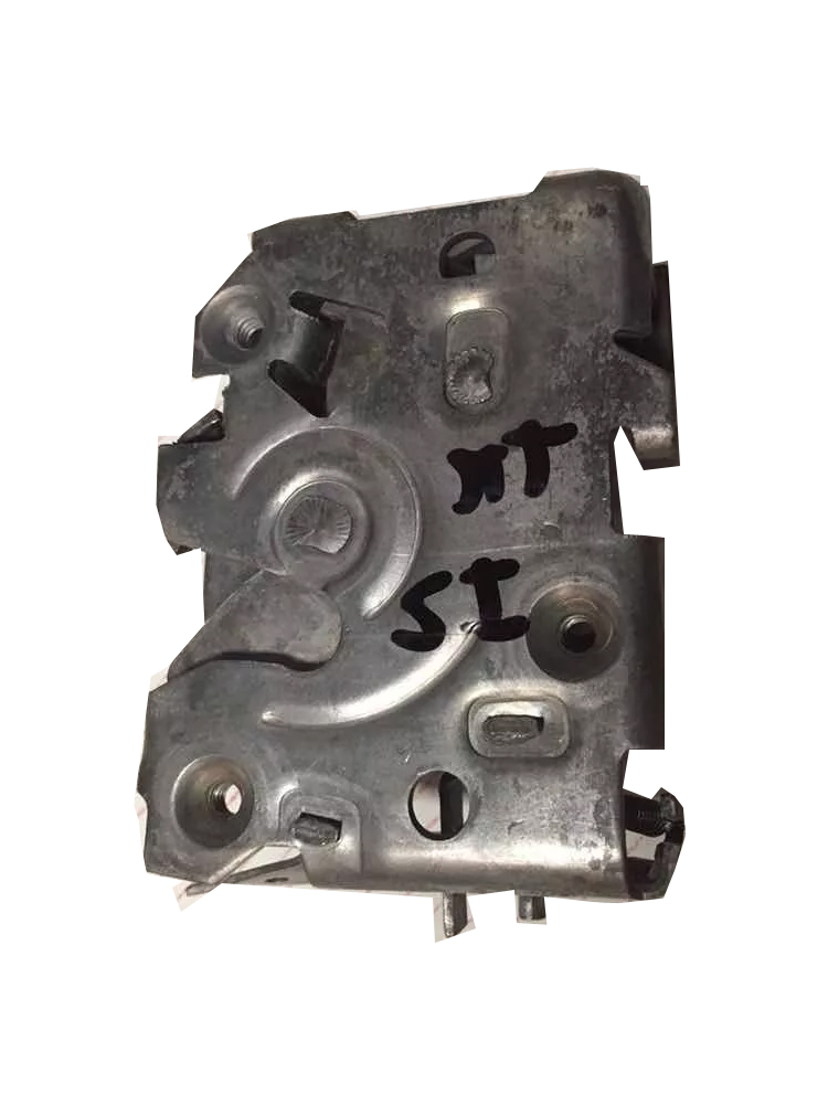 Cerradura de Puerta Chevy 4 Ptas trasera derecha