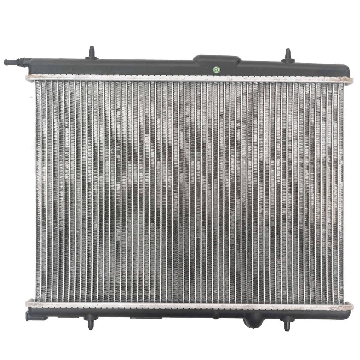 Radiadores 206 99 / 207 08 / 1.4 1.6 536X378X28 Brazado