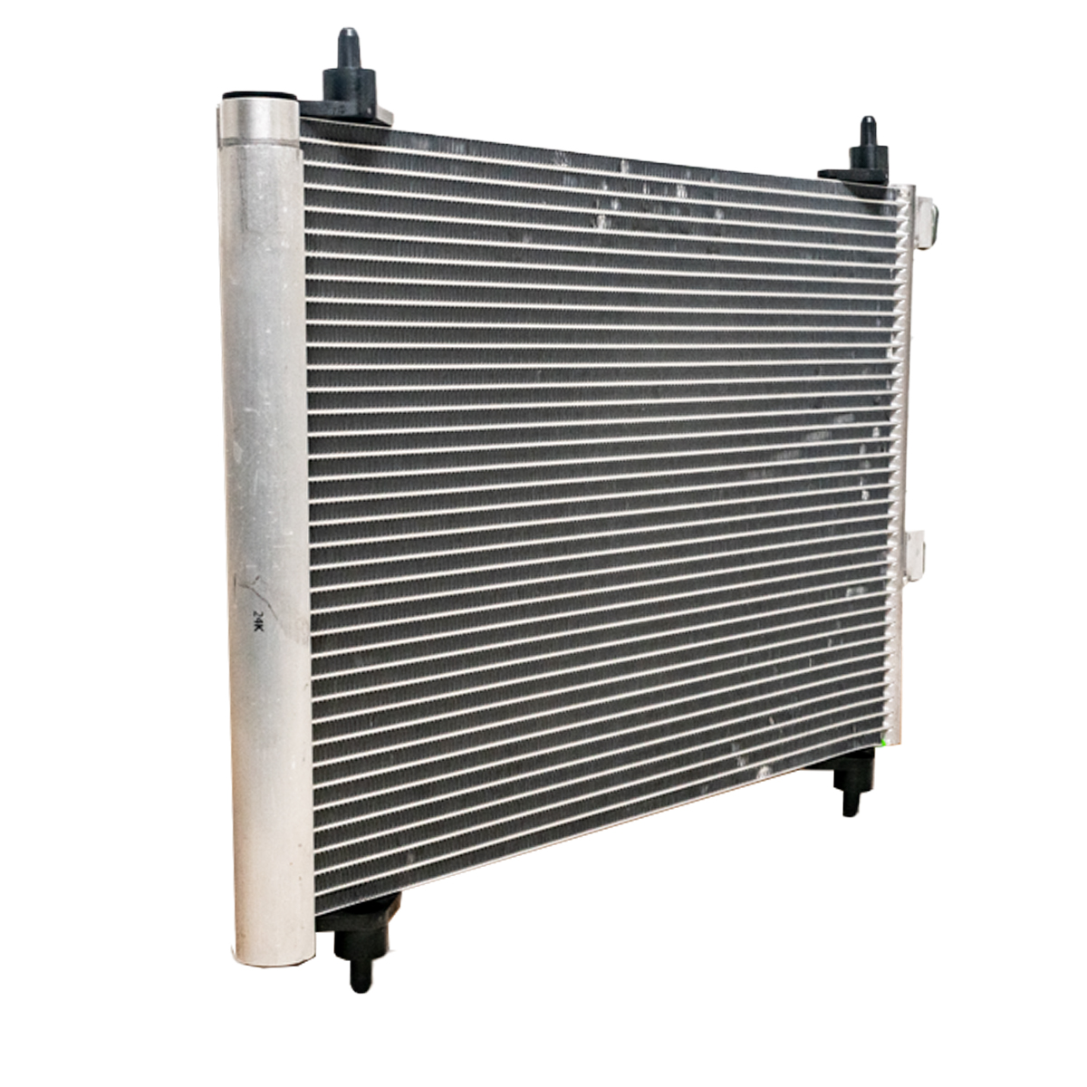 Condensadores 307 2006-2012 570X361X16 Brazado