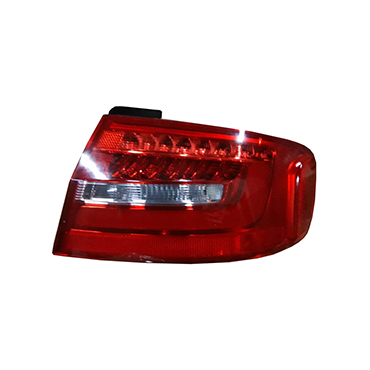 Faro A4 Desde 2013 trasero exterior con LED derecho