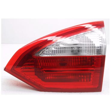 Faro Trasero Derecho Ford Fiesta Kinetic 2014 en adelante 4 Ptas Interior