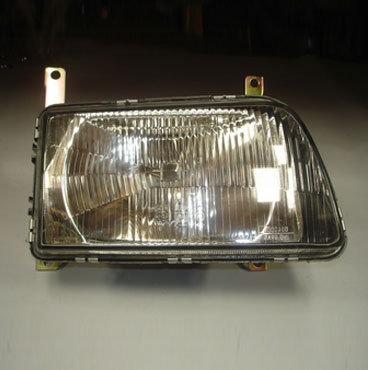 01-026-154.jpg Óptica para Ford F-14000 2000/2010 izquierda