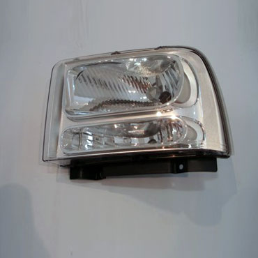 01-026-186.jpg Óptica para Ford F-100 Super Duty desde 2006 derecha