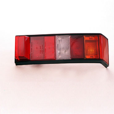 Faro Trasero Derecho Fiat Spazio / Vivace
