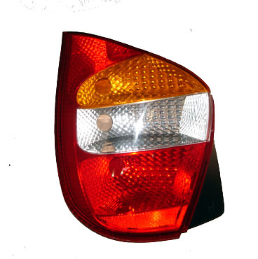 Faro Trasero Izquierdo Fiat Palio Fire 2001 a 2006 B/Negra