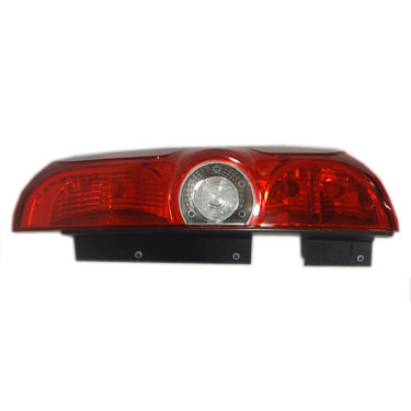 Faro Trasero Derecho Fiat Doblo 2012 en adelante 2 Puertas