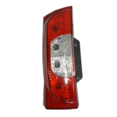 Faro Trasero Derecho Fiat Fiorino Qubo 2012 en adelante Porton Levadizo