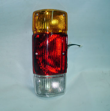 Faro Trasero Izquierdo Chevrolet Pick Up Chev D-20