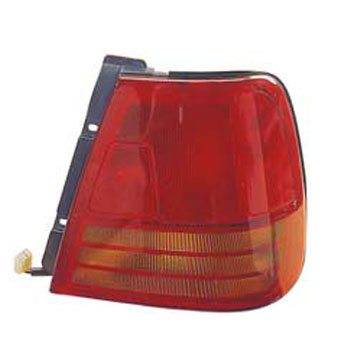Faro Trasero Derecho Suzuki Swift 1991 a 1997 4 Ptas