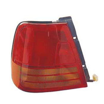 Faro Trasero Izquierdo Suzuki Swift 1991 a 1997 4 Ptas