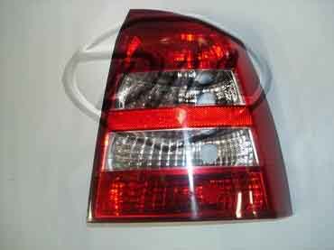 Faro Trasero Derecho Chevrolet Astra 2003 en adelante 3/5 Ptas