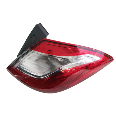 Faro Trasero Derecho Chevrolet Cruze 2016 a 2022 5 Ptas Exterior