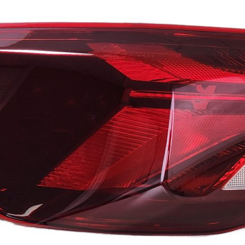 Faro Trasero Izquierdo Chevrolet Onix Plus 2020 en adelante 4 Ptas Exterior S/Led