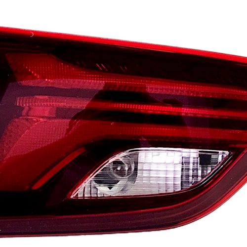 Faro Trasero Izquierdo Chevrolet Onix Plus 2020 en adelante 4 Ptas Interior S/Led
