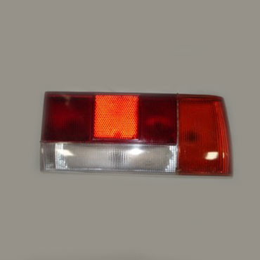 Faro Trasero Derecho Peugeot 505 1981 a 1985