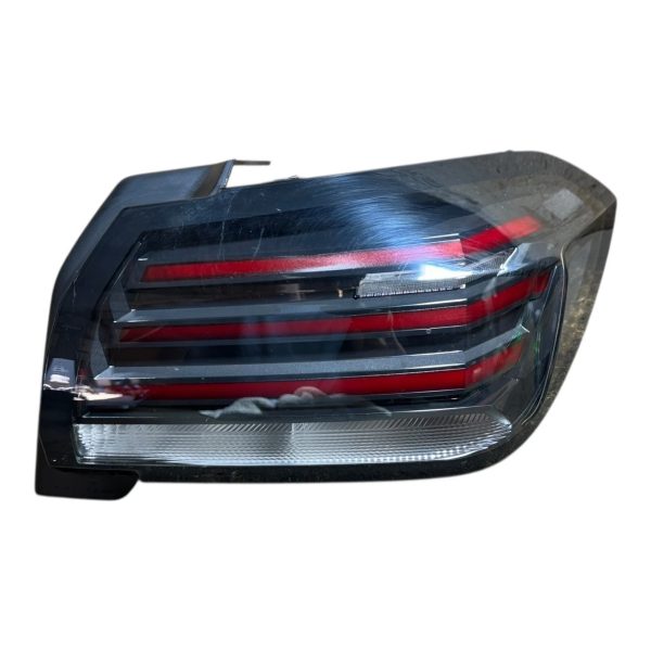Faro Trasero Derecho Peugeot 208 2024 en adelante C/Led