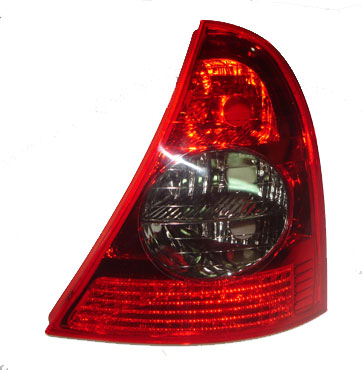 Faro Trasero Derecho Renault Clio Ii 2004 a 2012 3/5 Ptas Fume