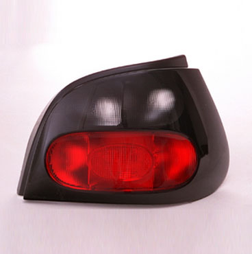 Faro Trasero Derecho Renault Megane 1996 a 1999 5 Ptas