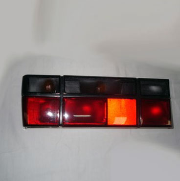Faro Trasero Derecho Volkswagen Gol 1991 a 1995 Fume