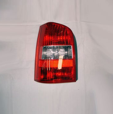 Faro Trasero Izquierdo Volkswagen Gol Country 2000 a 2003