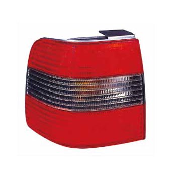 Faro Trasero Derecho Volkswagen Passat 1995 a 1997 Exterior Fume