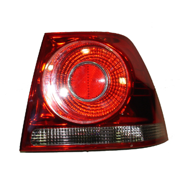 Faro Trasero Derecho Volkswagen Bora 2008 a 2015 Exterior