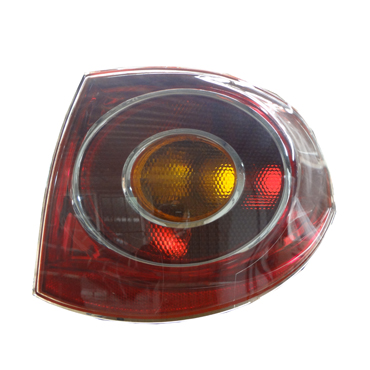 Faro Trasero Derecho Volkswagen Suran 2003 a 2009 Exterior B/Negro