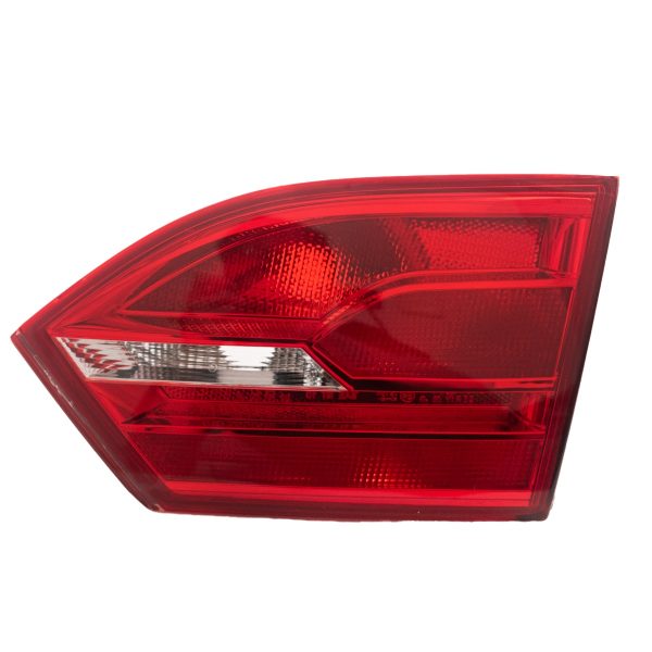 Faro Trasero Derecho Volkswagen Vento 2012 a 2015 Interior