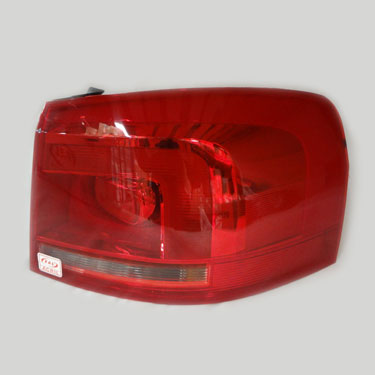 Faro Trasero Derecho Volkswagen Suran 2010 a 2014 Exterior