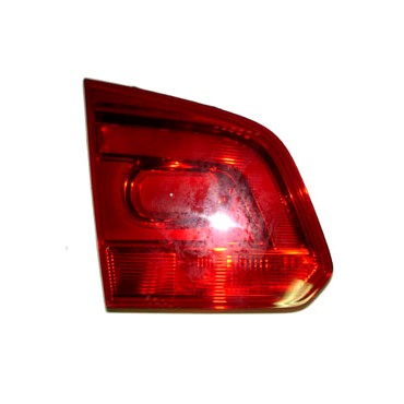 Faro Trasero Derecho Volkswagen Suran 2010 a 2014 Interior