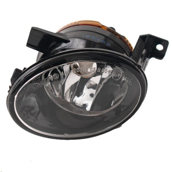 Faro Auxiliar Izquierdo Vento 2012 a 2015 /Tiguan 2012 a 2016 / New Beetle 2011 a 2013