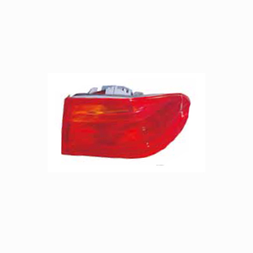 Faro Trasero Derecho Mercedes-Benz Clase E 1995 a 1998 W210 Exterior