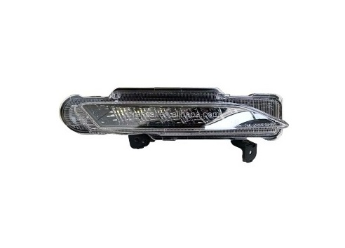 Faro Auxiliar Derecho Yaris 2018 a 2023 Luz Diurna