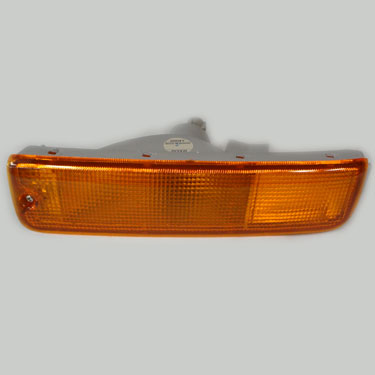 Faro de Giro Izquierdo Nissan Pathfinder 1996 a 1999 Paragolpe