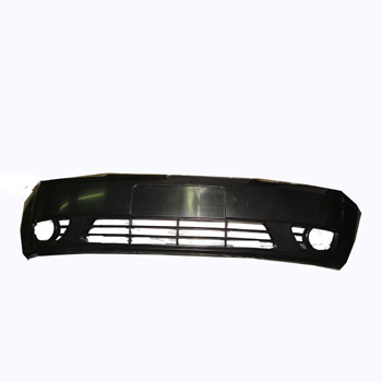 Paragolpe Ford Fiesta 03/07 delantero c/agujero negro