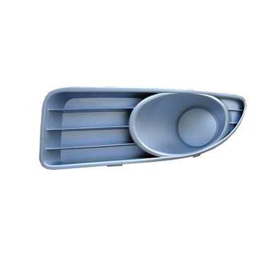 02-028-061.jpg Grilla lateral de paragolpe para Fiat Linea 2009/2014 del sin faro izquierdo