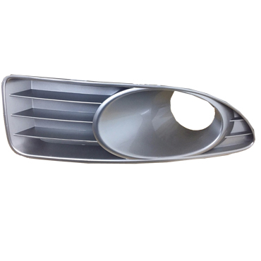 02-028-076.jpg Grilla lateral de paragolpe para Fiat Linea 2009/2014 del con faro derecho