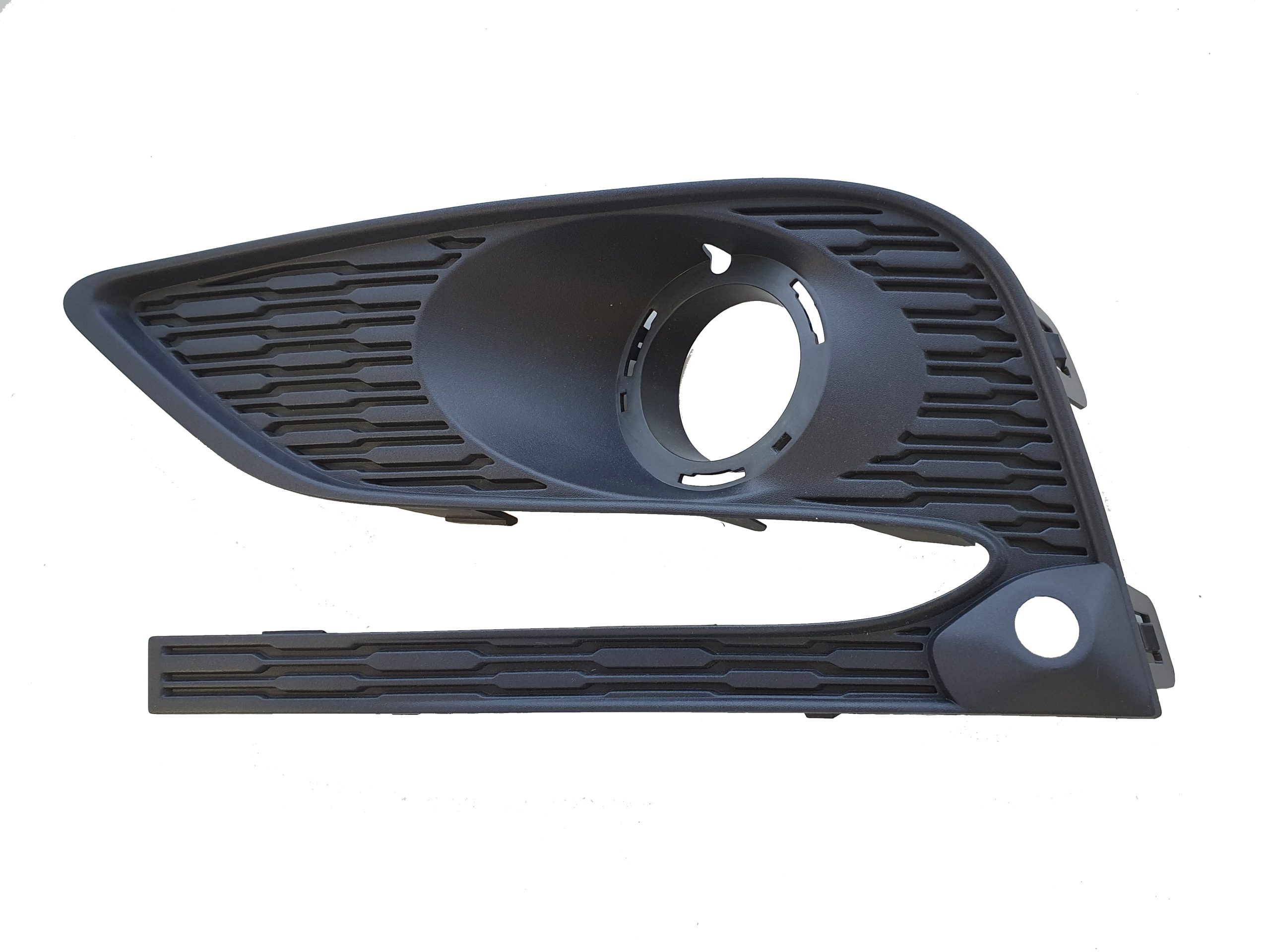 03-028-116.jpg Grilla lateral de paragolpe para Chevrolet Cruze 2016/2020 4 puertas para faro para sensor auxiliar izquierdo
