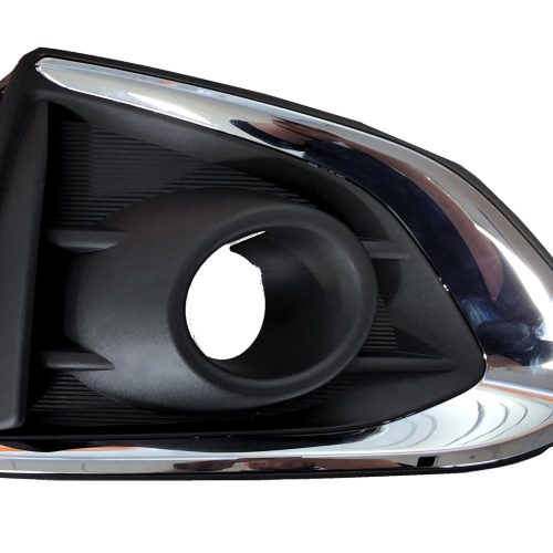 Moldura de paragolpe para Chevrolet Cruze desde 2020 4 puertas sin sensor con cromado derecho