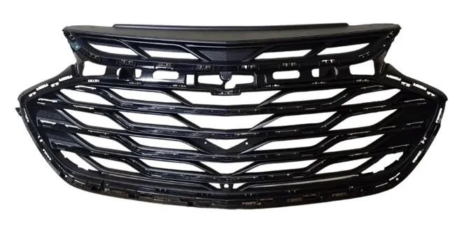 03-031-164.jpg Parrilla para Chevrolet Cruze 20/con agujero para moldura