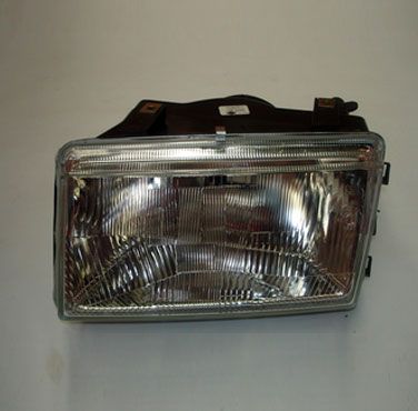 05-026-035.jpg Óptica para Renault Trafic desde 1993 izquierda fase Ii