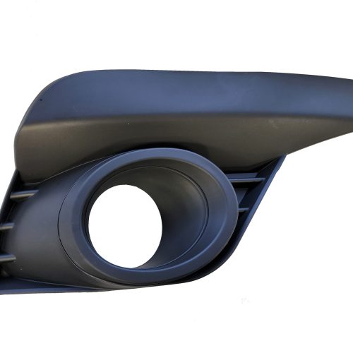 05-028-126.jpg Grilla lateral de paragolpe para Renault Logan / Sandero desde 2020 para faro derecho