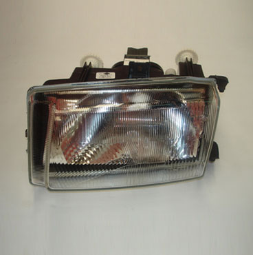 06-026-021.jpg Óptica para Volkswagen Polo 1996/1999 izquierda