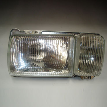 06-026-078.jpg Óptica para Volkswagen Carat 1987/1992 derecha C/Neblinero