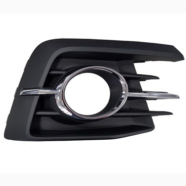 06-028-135.jpg Aro de faro auxiliar para Volkswagen Gol Trend desde 2016 G7 con cromado derecho