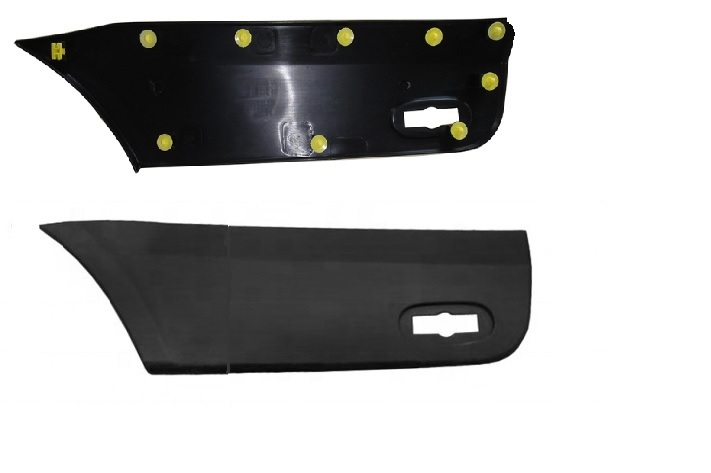 07-024-015.jpg Moldura lateral autoadhesiva para Mercedes-Benz Sprinter 2012/2019 guardabarro trasero posterior 73x20 p/faro derecha