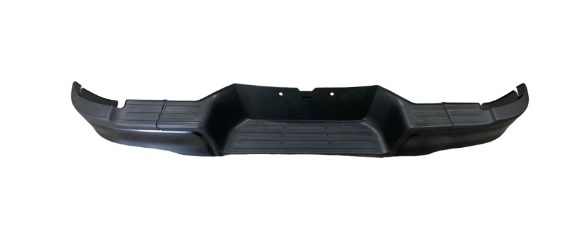 Paragolpe Toyota Hilux 16/ trasero negro con Soporte